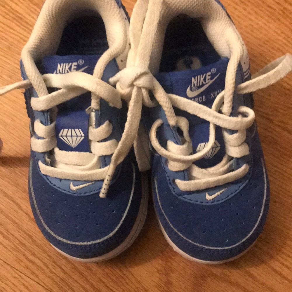 Nike Air Force zone’s